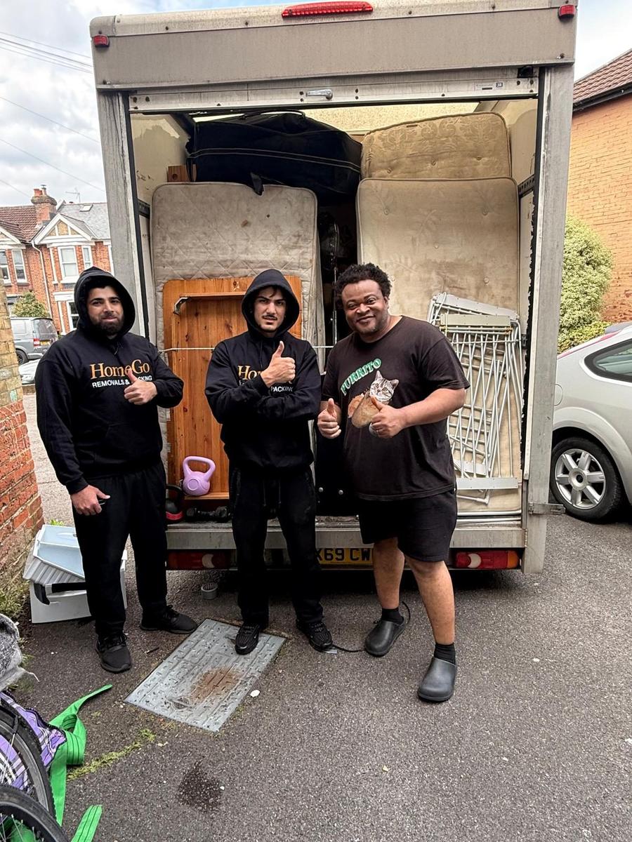 Happy HomeGo customer giving thumbs-up after a successful short-distance local move